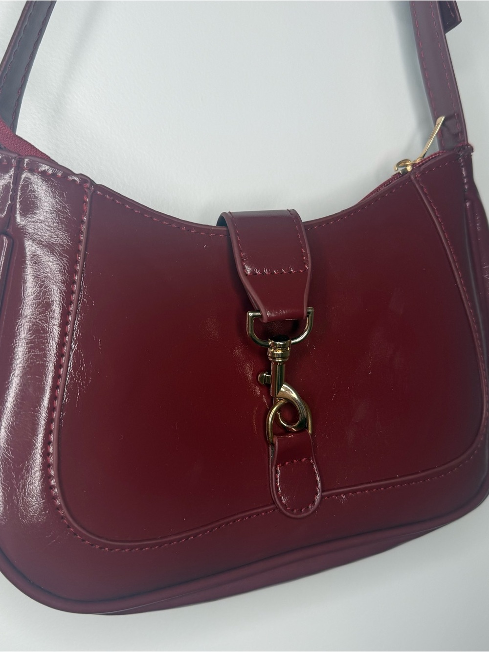 Women's Burgundy Leather Shoulder Bag